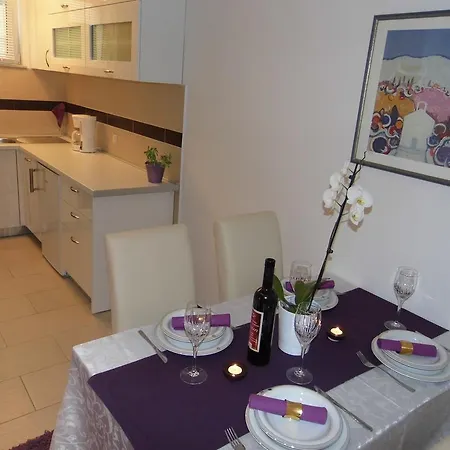 Mirakul Apartament