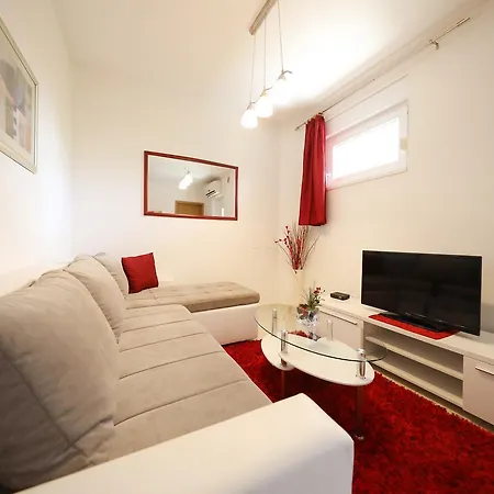 Apartment Mirakul Zadar