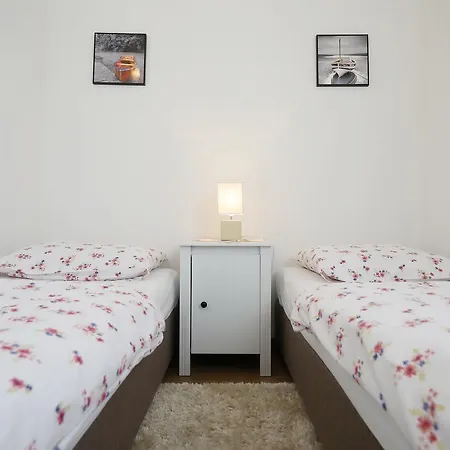 Mirakul Διαμέρισμα Ζαντάρ