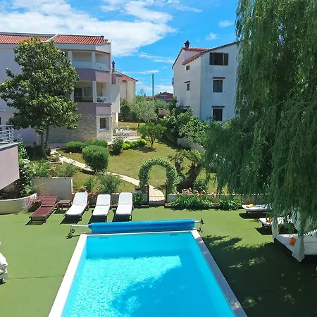 Mirakul Apartament
