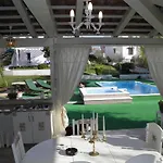Mirakul Apartment