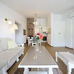 Apartment Mirakul Zadar