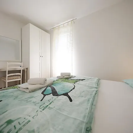 Mirakul Apartamento Zadar