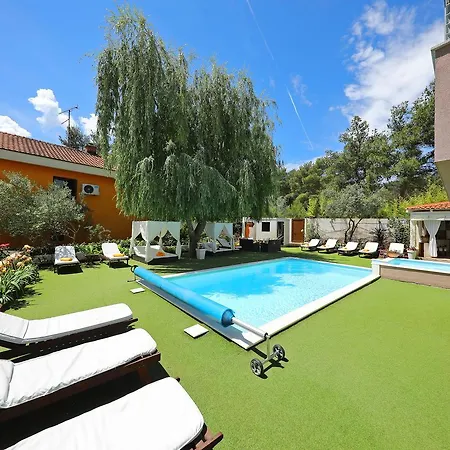 Mirakul Apartamento Zadar